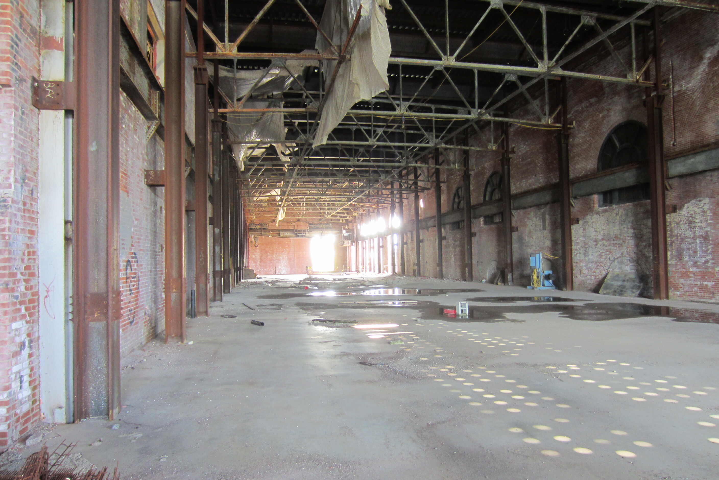 Interior of South Street Landing, pre-renovations (image courtesy of DBVW Architects).